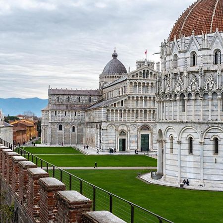 Pisa Art Apartment Bagian luar foto